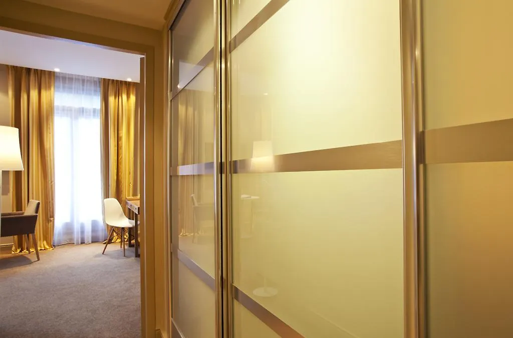 B&B Home Brides-Les-Bains Les 3 Vallees Hotel